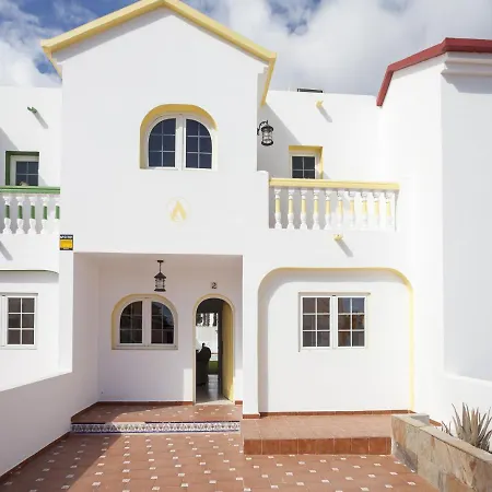 Galera Boutique Art Villas, By Amazzzing Travel