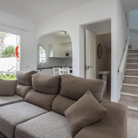 Galera Boutique Art Villas, By Amazzzing Travel Villa
