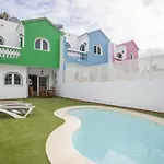 Galera Boutique Art With Private Pools, Free Wifi & Bbq, By Amazzzing Travel *