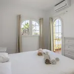 Villa Galera Boutique Art With Private Pools, Free Wifi & Bbq, By Amazzzing Travel Corralejo
