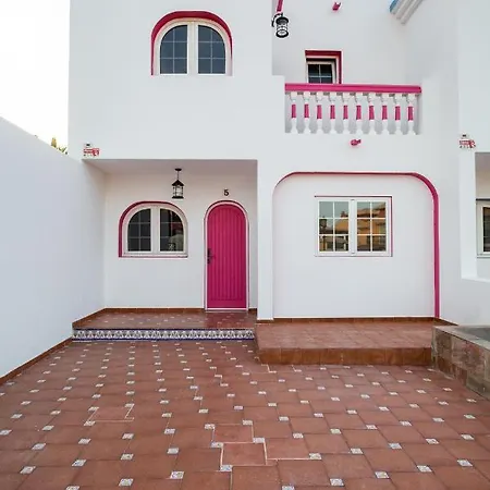 וילה Galera Boutique Art With Private Pools, Free Wifi & Bbq, By Amazzzing Travel קורלחו