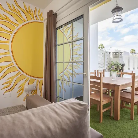 Galera Boutique Art With Private Pools, Free Wifi & Bbq, By Amazzzing Travel