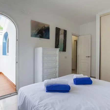 Galera Boutique Art With Private Pools, Free Wifi & Bbq, By Amazzzing Travel Villa *