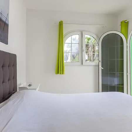 Galera Boutique Art With Private Pools, Free Wifi & Bbq, By Amazzzing Travel Corralejo