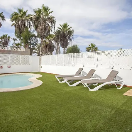 Galera Boutique Art With Private Pools, Free Wifi & Bbq, By Amazzzing Travel וילה