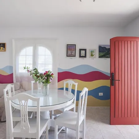 Villa Galera Boutique Art With Private Pools, Free Wifi & Bbq, By Amazzzing Travel *