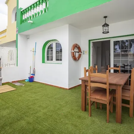 Villa Galera Boutique Art With Private Pools, Free Wifi & Bbq, By Amazzzing Travel *