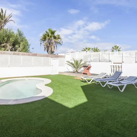 Galera Boutique Art With Private Pools, Free Wifi & Bbq, By Amazzzing Travel Corralejo