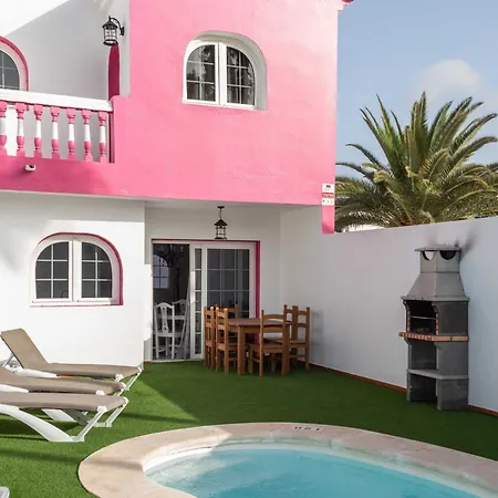 Villa Galera Boutique Art With Private Pools, Free Wifi & Bbq, By Amazzzing Travel *