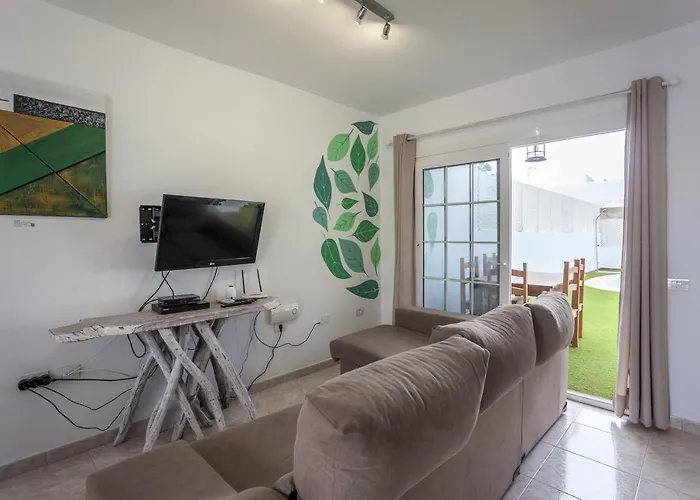 Galera Boutique Art With Private Pools, Free Wifi & Bbq, By Amazzzing Travel Villa *