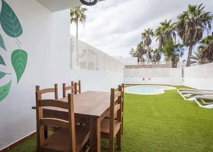 Villa Galera Boutique Art With Private Pools, Free Wifi & Bbq, By Amazzzing Travel *