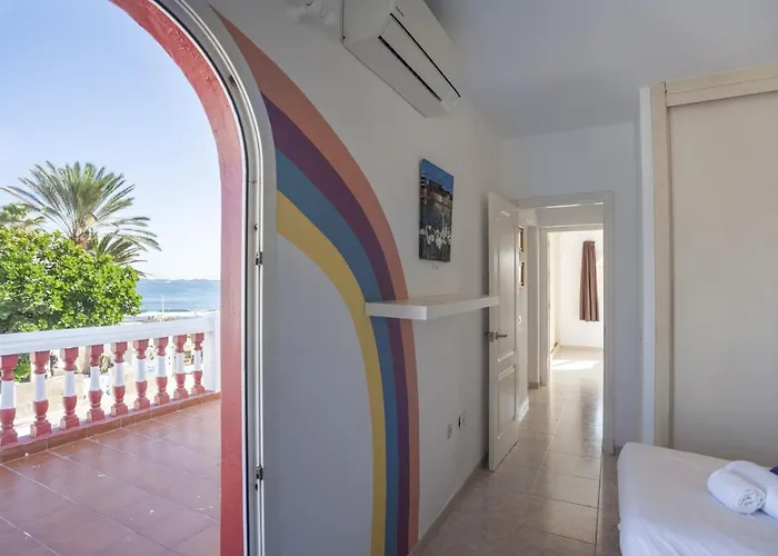 Galera Boutique Art With Private Pools, Free Wifi & Bbq, By Amazzzing Travel Villa *