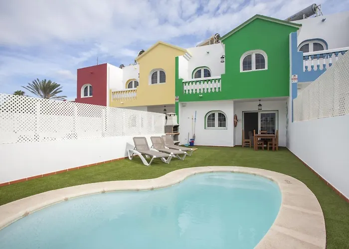 Villa Galera Boutique Art With Private Pools, Free Wifi & Bbq, By Amazzzing Travel