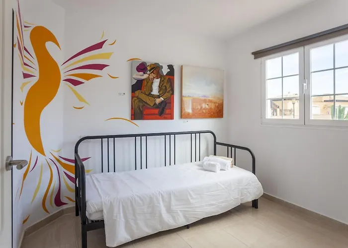 Villa Galera Boutique Art With Private Pools, Free Wifi & Bbq, By Amazzzing Travel *